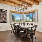 Roadrunner Retreat In Santa Fe Nm
